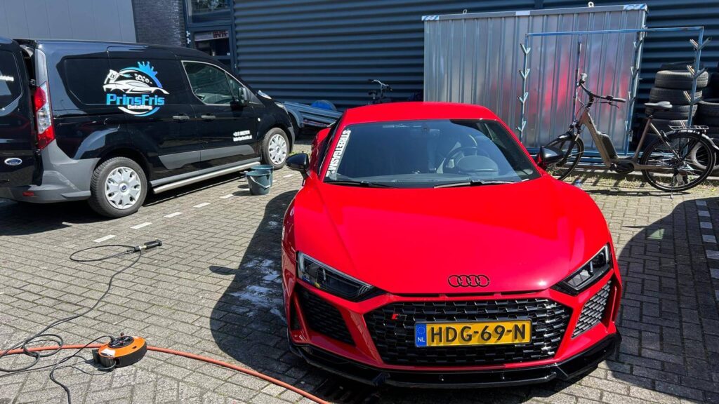 Rode Audi R8 detail